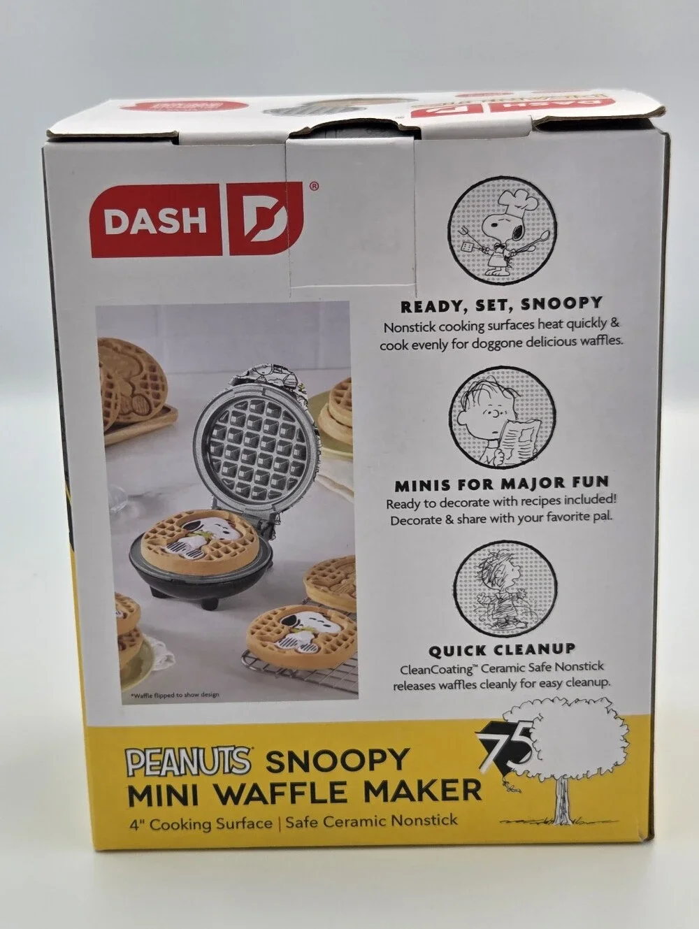 Dash X Peanuts Snoppy Mini Waffle Maker NIB
